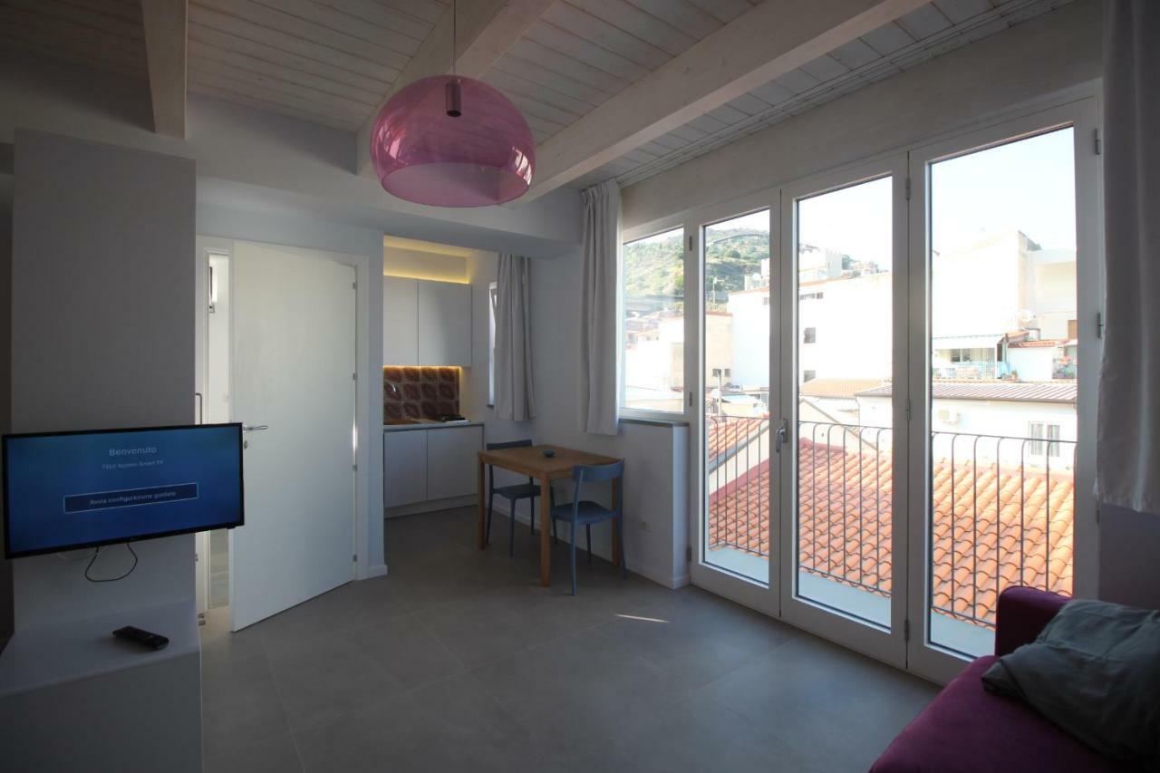 The Sea Rooms Letojanni Bagian luar foto